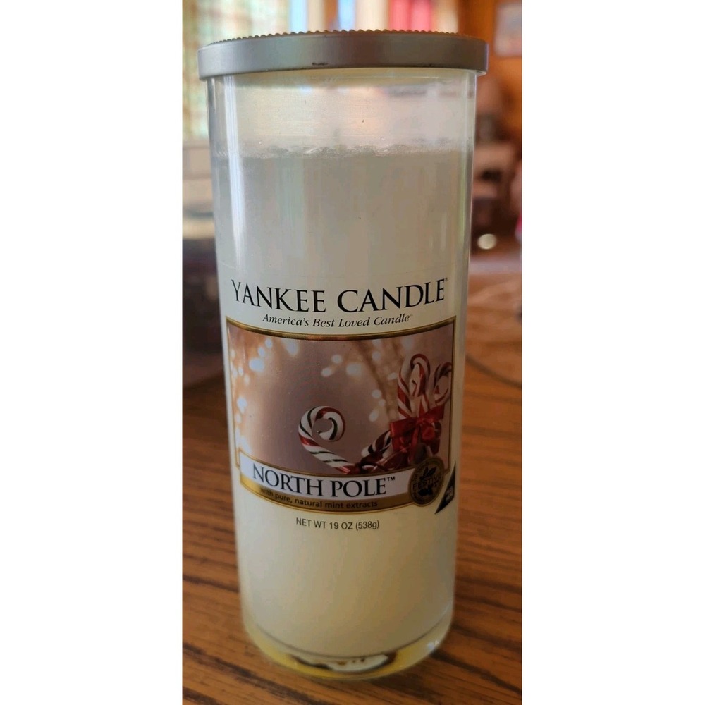 Yankee Candle North Pole 19 Oz Scented Jar Candle Holiday Mint Festive NEW